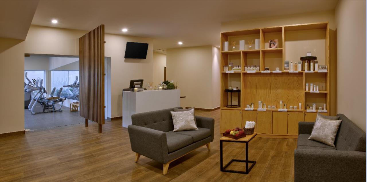 Galeria Plaza Irapuato Hotel Luaran gambar