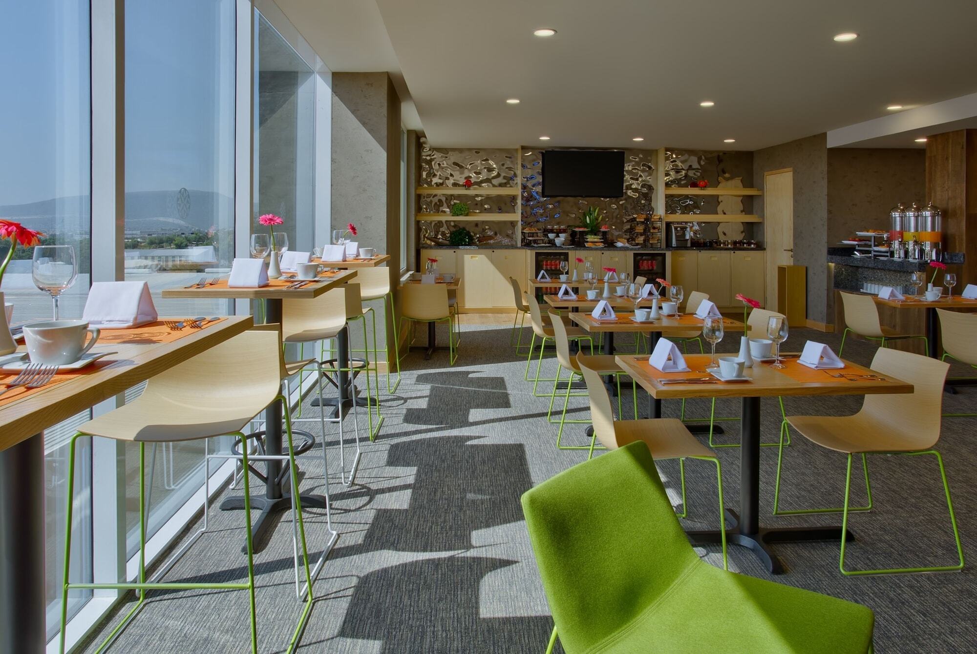 Galeria Plaza Irapuato Hotel Luaran gambar